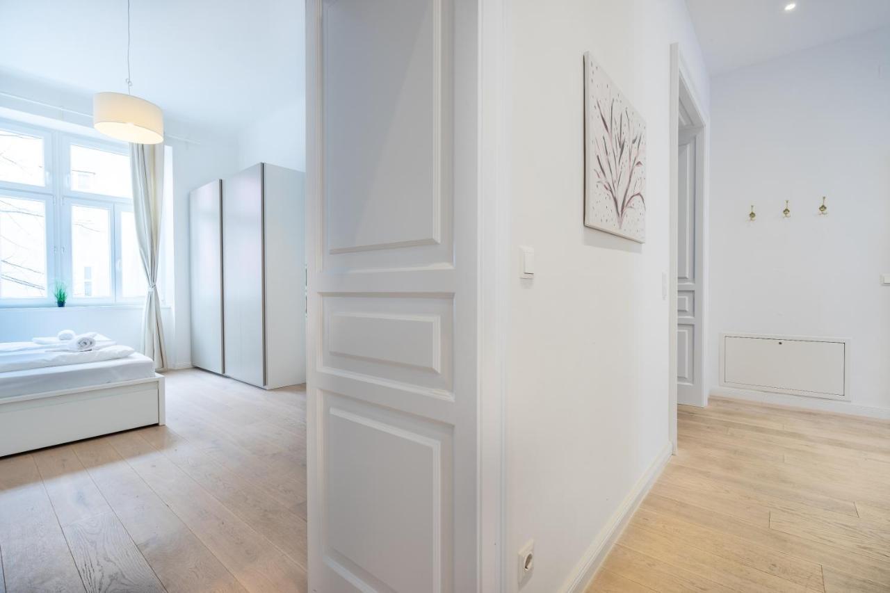 וינה Modernes Apartment Im Charmanten Cottage Viertel מראה חיצוני תמונה