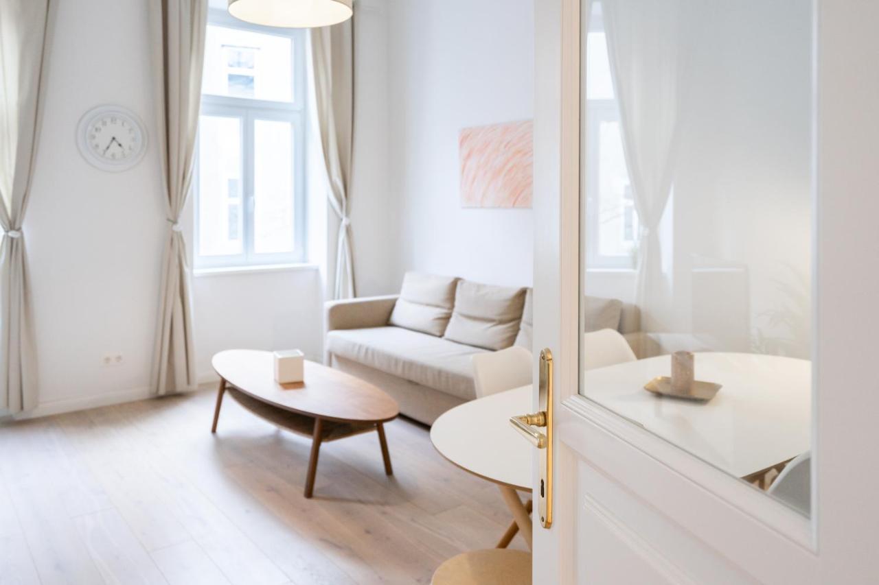 וינה Modernes Apartment Im Charmanten Cottage Viertel מראה חיצוני תמונה